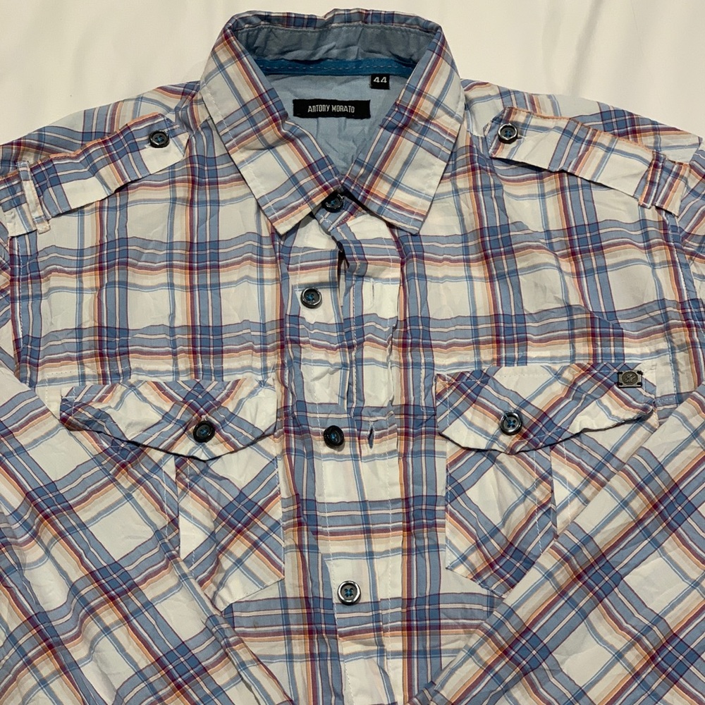 Men’s utility button down with crinkle finish
